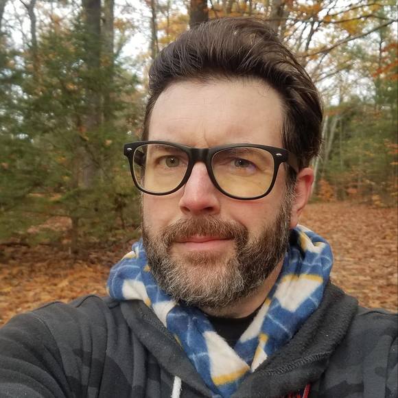 Profile Picture of Erich Pobatschnig (@erichubersonic) on Poshmark
