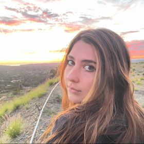 Profile Picture of Lucy Urich (@lucysurf) on Pinterest