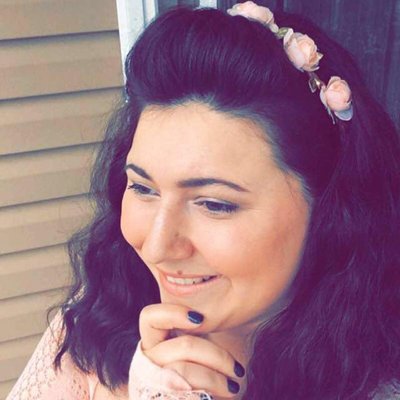 Profile Picture of Angela Laugher (@Slightly__Insan) on Twitter