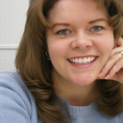 Profile Picture of Amy H Wickham (@@amylynnsattic) on Twitter