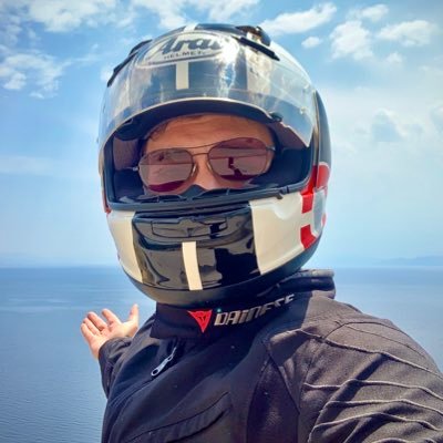 Profile Picture of Michael Roussos (@mihrou) on Twitter