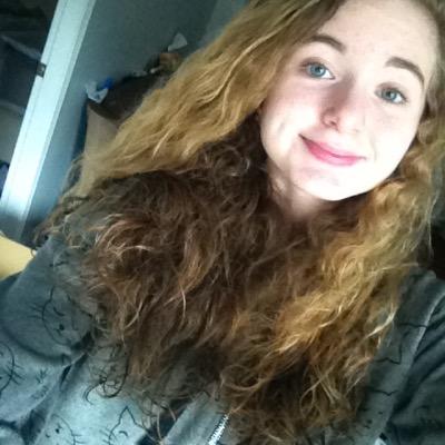 Profile Picture of Miranda Fischer (@foreverthepack) on Twitter