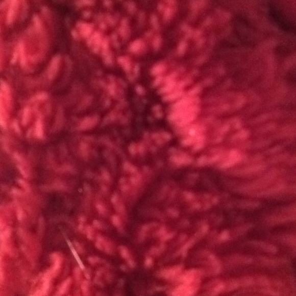 Profile Picture of Eva Mink (@emink10405) on Poshmark