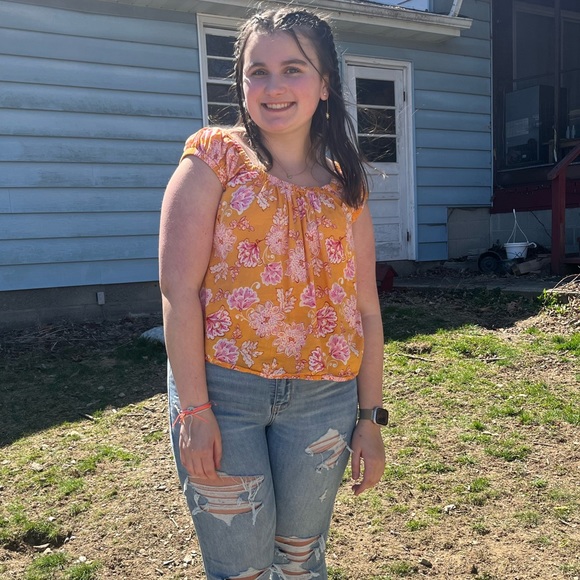 Profile Picture of Gigi Wanamaker (@gigiwanamaker) on Poshmark