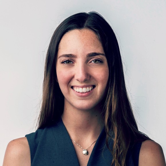 Profile Picture of Caroline Ghisolfi (@ghisocaro) on Poshmark
