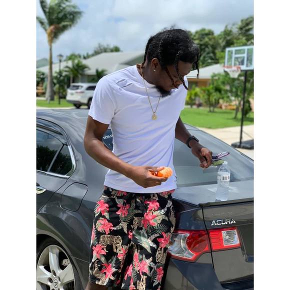 Shamar Lyew - Poshmark Profile Picture of Shamar Lyew (@hatskull123) on Poshmark