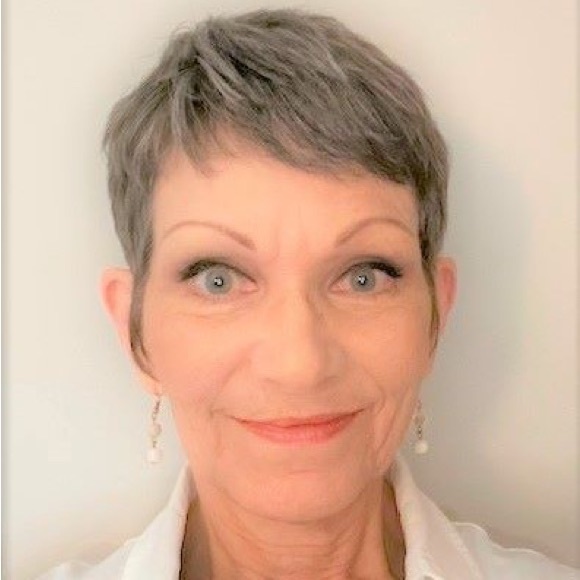 Profile Picture of Tina Pool (@chicnana) on Poshmark