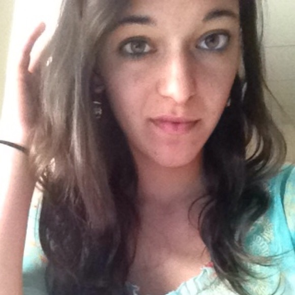 Profile Picture of Sadie Zellem (@sayydayy) on Poshmark