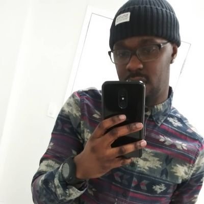 Profile Picture of Carlos Eason (@carlos_eason) on Twitter