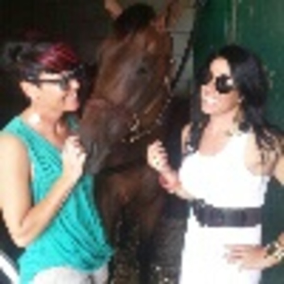 Profile Picture of Jonelle Ramsay (@jmrhorses) on Poshmark