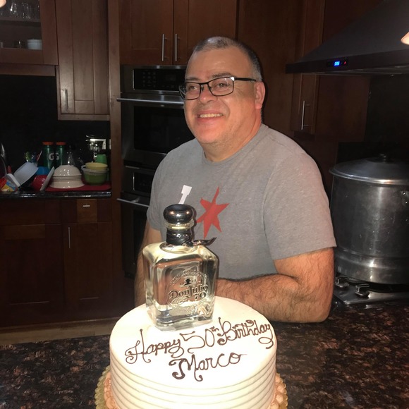 Profile Picture of Marco Quiroz (@marcoylolisaq5) on Poshmark