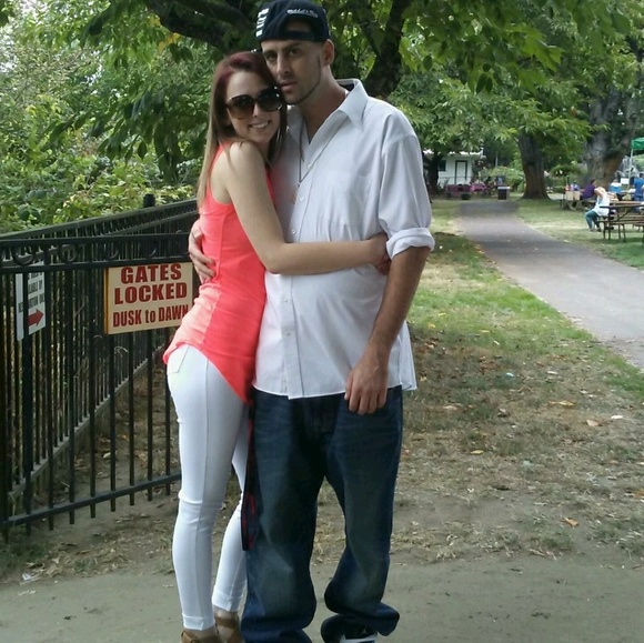 Profile Picture of Greg Irvine (@gregnjamee) on Poshmark