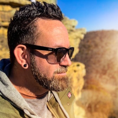 Profile Picture of Bradley Lewis Brown (@BradleyLBrown) on Twitter