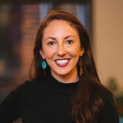 Profile Picture of Anna Jaffe (@AnnaJaffe) on Twitter