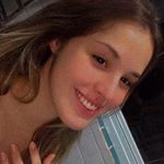 Profile Picture of Juliadeangelo- (@juliadeangelo_) on Instagram