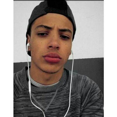 Profile Picture of Julio Ferrón (@JulioFerrJ) on Twitter