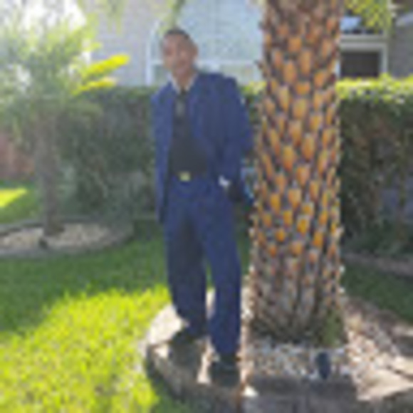 Profile Picture of Brian Scott (@bscott5926) on Poshmark