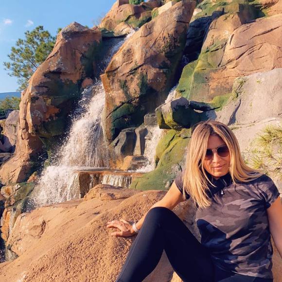 Profile Picture of Yesenia Dohler (@yese2025) on Poshmark