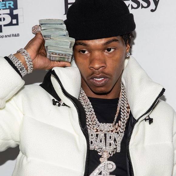 Profile Picture of Vannii Bandss (@kayyouttaline1) on Poshmark