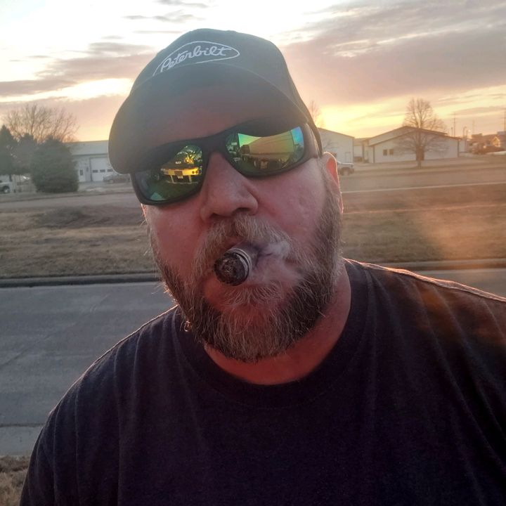 Profile Picture of Richard Wing (@otrdriver128) on Tiktok