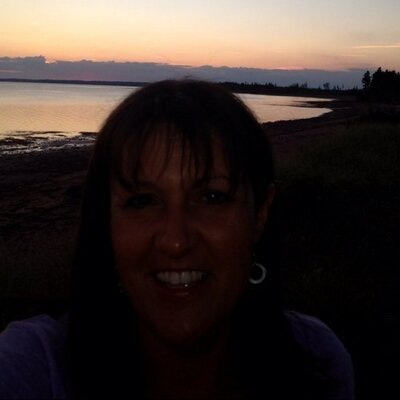 Profile Picture of Nancy Ross (@nancyrross) on Twitter