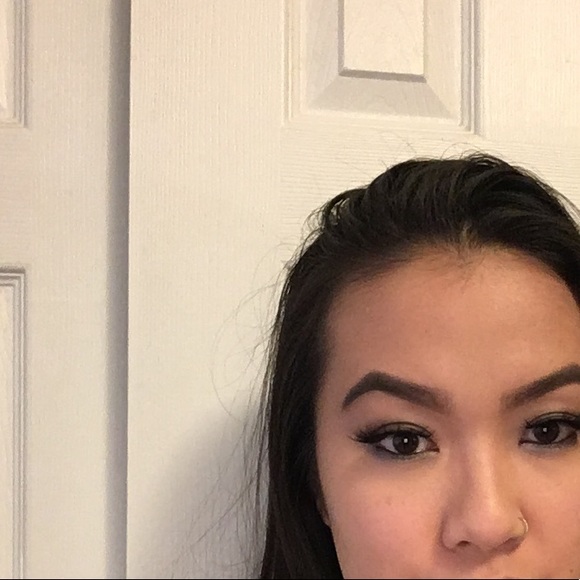 Profile Picture of Crystal Cheng (@crysmcheng) on Poshmark