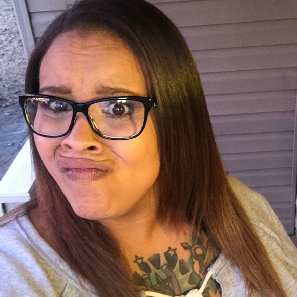 Profile Picture of Stacy Pruitt (@stacypope) on Poshmark