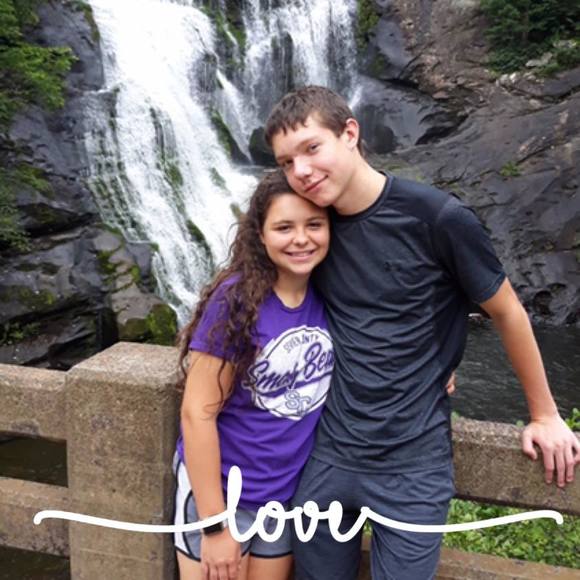 Profile Picture of Hailey Haynes (@hailey_haynes) on Poshmark