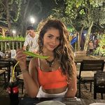 Profile Picture of Nikki (@selfawarespace) on Instagram