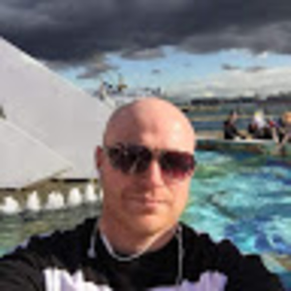 Profile Picture of Dice G (@diceg) on Poshmark