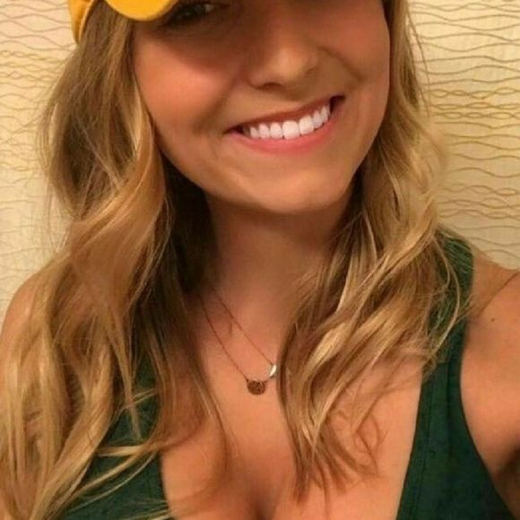 Profile Picture of Packer Backer (@packer_backer) on Poshmark