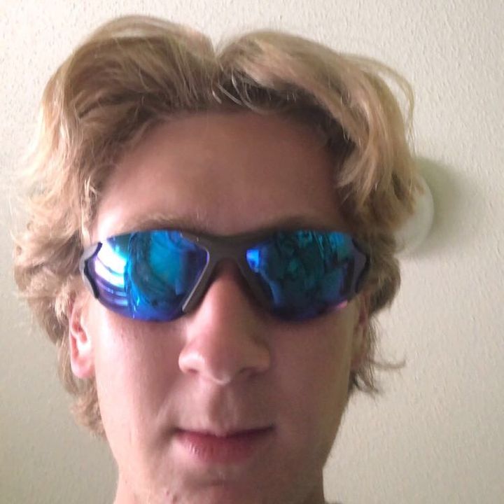 Profile Picture of matthew clevenger (@clevvv) on Tiktok