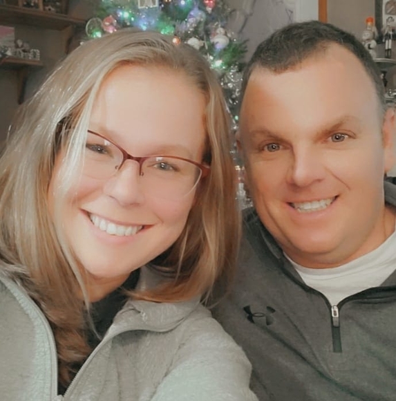 Holly Wolcott - Poshmark Profile Picture of Holly Wolcott (@hollywolcott) on Poshmark