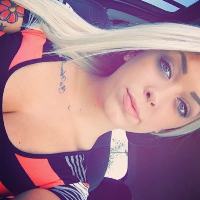 Profile Picture of Cora Williams (@coraaanne) on Twitter