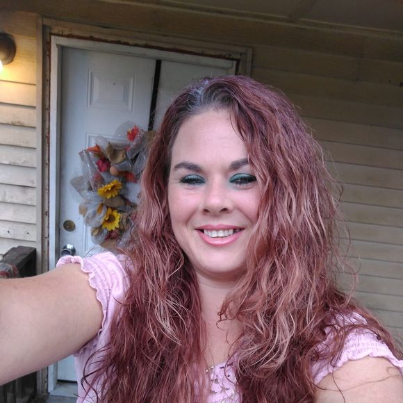 Profile Picture of Jennifer Sinclair (@gohardbarbie30) on Poshmark