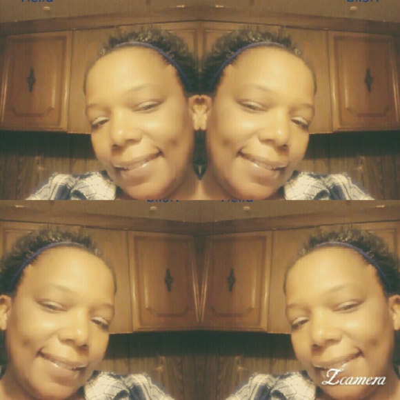 Profile Picture of Cornelia Thomas (@zyrea03) on Poshmark