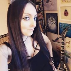 Profile Picture of Linzi Parsons (@linzibunny) on Tiktok