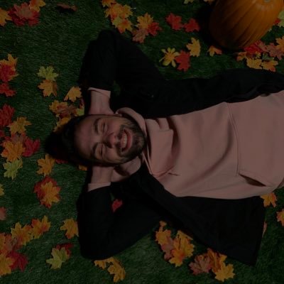 Profile Picture of Timothy Martinez (@Timoteejames) on Twitter