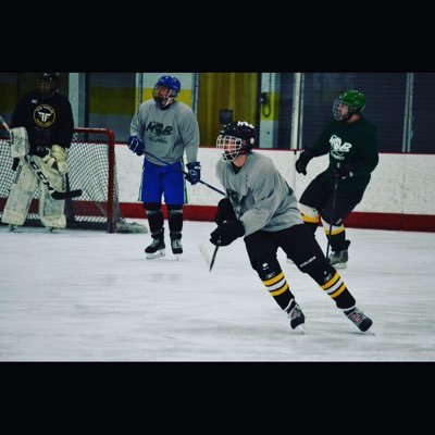 Profile Picture of Travis Marsh (@travis8marsh) on Twitter