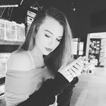 Tori Leach - Instagram Profile Picture of Tori Leach (@unexplainedhumor) on Instagram