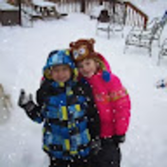 Profile Picture of Nancy Hunter (@nancyhunter240) on Poshmark