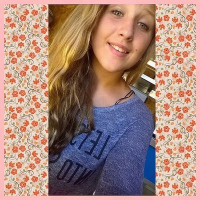 Profile Picture of Dominique Schell (@SchellDominique) on Twitter