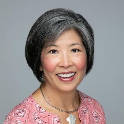 Profile Picture of Debbie Goetz (@DeGoSeaGo) on Twitter