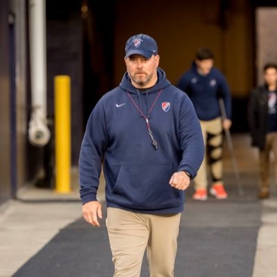 Profile Picture of Steve Curry (@CoachSteveCurry) on Twitter