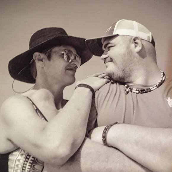 Profile Picture of Felicia Forrest (@felicia8098) on Poshmark