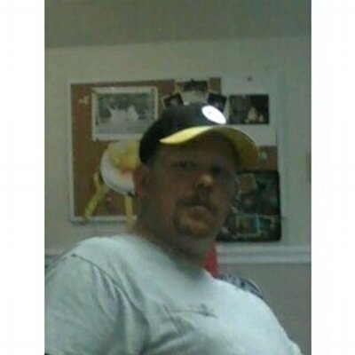 Profile Picture of David Thurber (@dragenhart) on Twitter