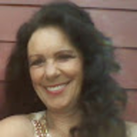 Profile Picture of Susan Leibler (@leibler7susan) on Poshmark