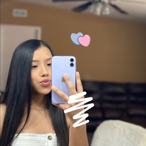 Profile Picture of Brenda Villarreal (@_23brendaa) on Poshmark
