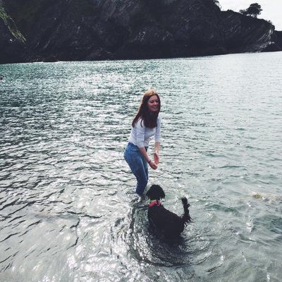 Profile Picture of Phoebe'Rose (@Watching_Clouds) on Twitter