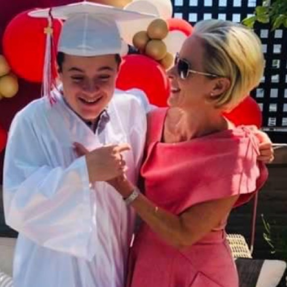 Andrea Conant - Poshmark Profile Picture of Andrea Conant (@andreaconant) on Poshmark